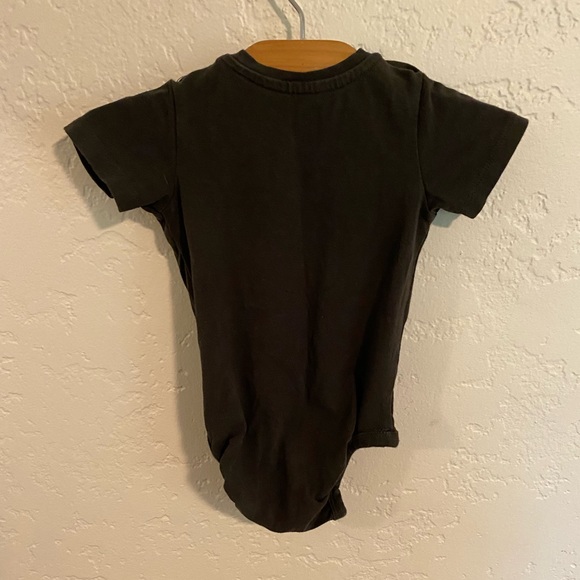 H&M Guns and Roses Set (4-6 Months) - Picture 7 of 9